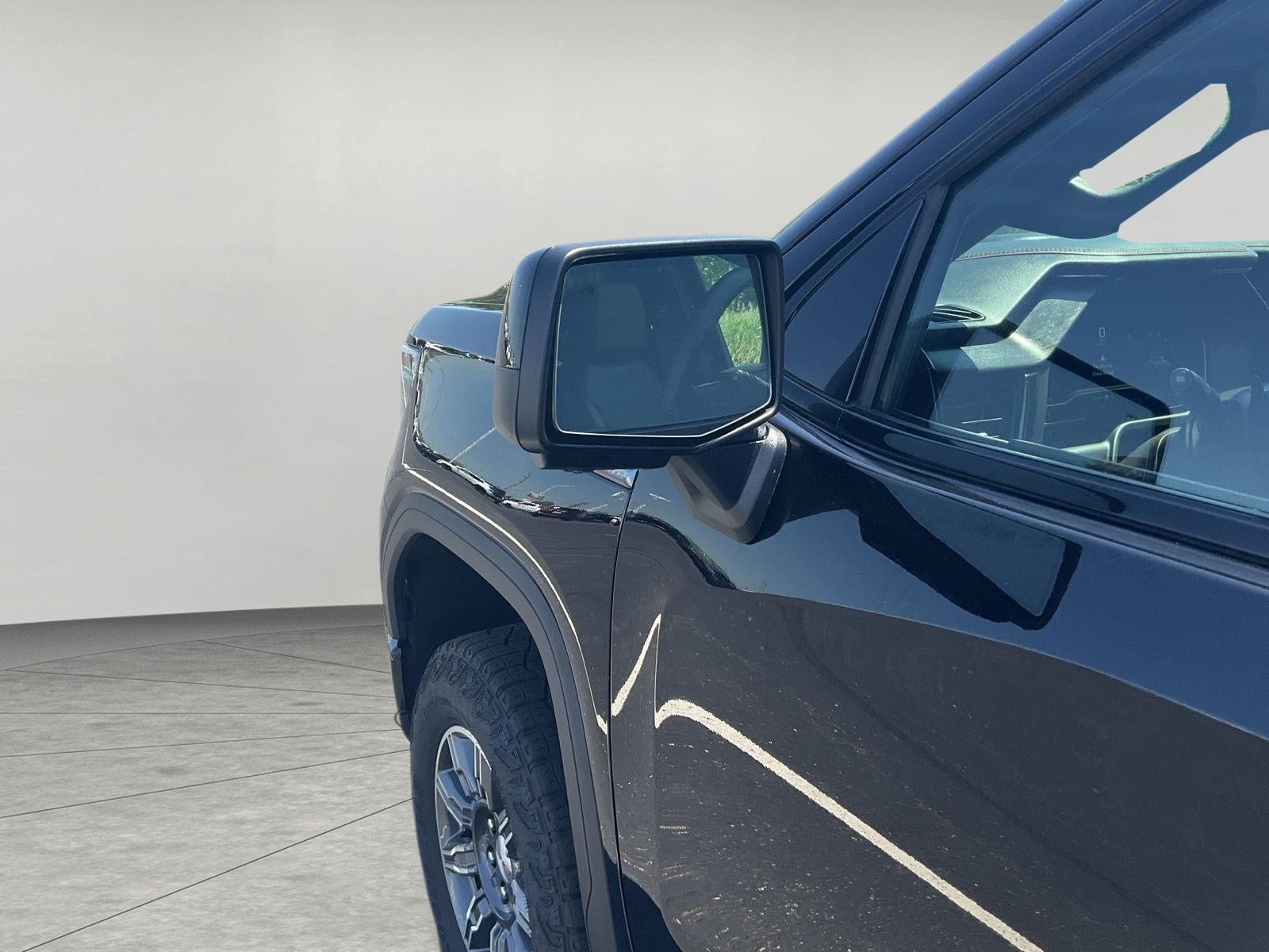 2024 GMC Sierra 1500 4WD Crew Cab 147 AT4