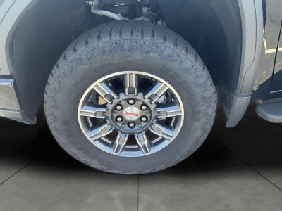 2024 GMC Sierra 1500 4WD Crew Cab 147 AT4