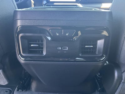 2024 GMC Sierra 1500 4WD Crew Cab 147 AT4