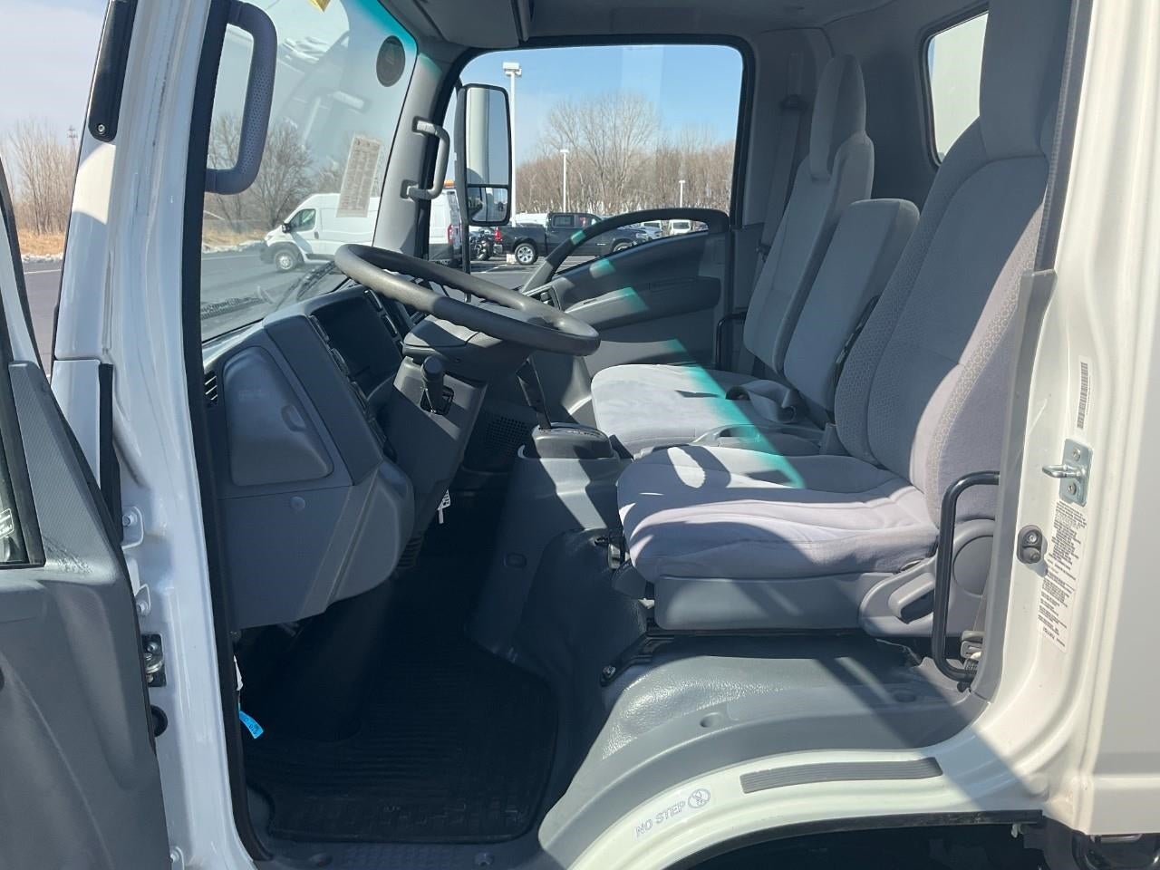 2019 Isuzu NPR HD TILT CAB