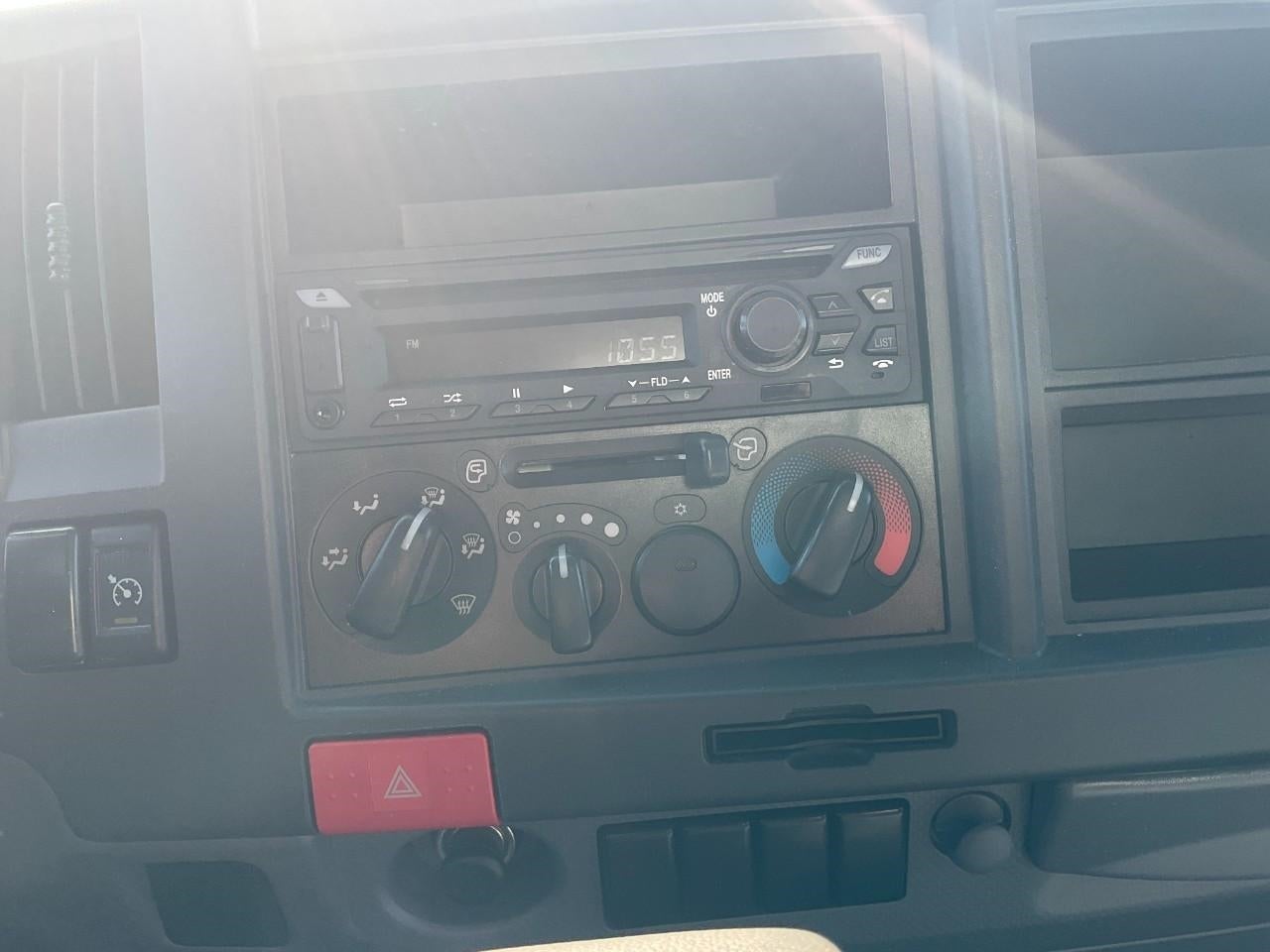 2019 Isuzu NPR HD TILT CAB