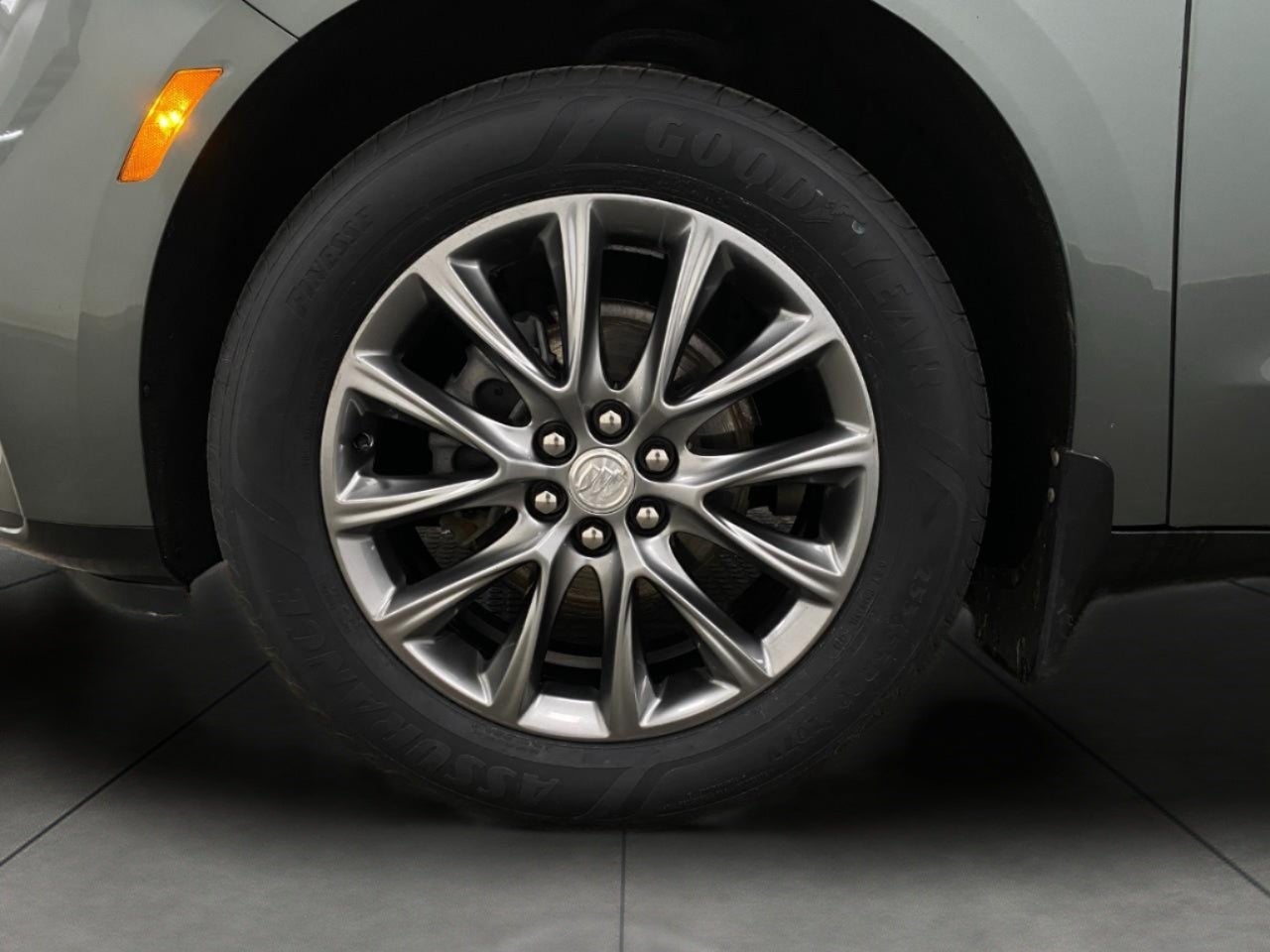 2023 Buick Enclave Premium AWD