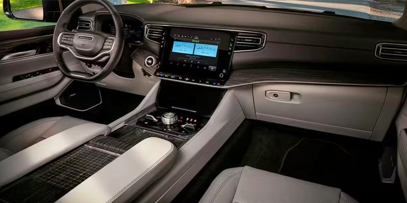 2024 Jeep Wagoneer Front Interior