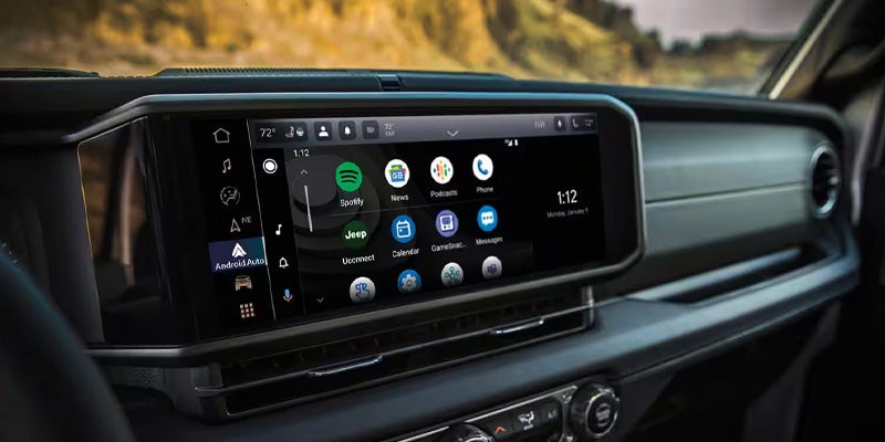2025 Jeep Wrangler infotainment center